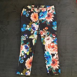 Floral print capris